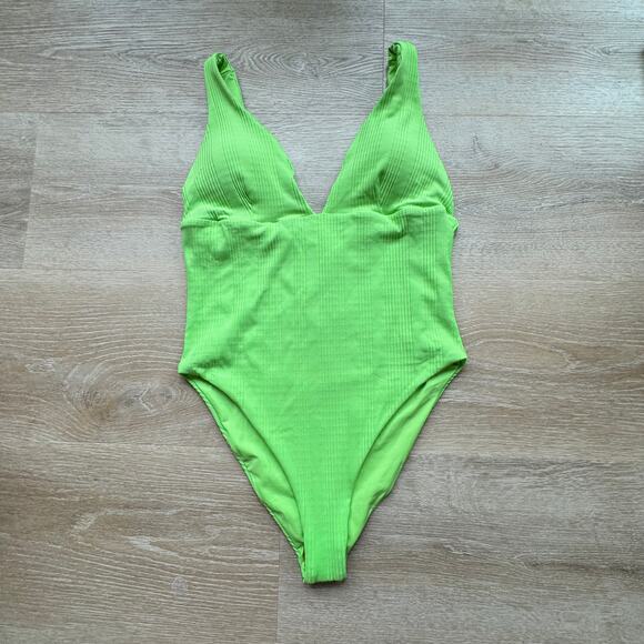 L*Space Katniss Ribbed One Piece Swimsuit - Size L - Picture 1 of 6